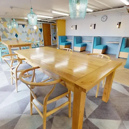 Appartement For Students Only - Iq By Bus Station And 15 Min To Uni