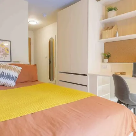 For Students Only - Iq By Bus Station And 15 Min To Uni Bristol