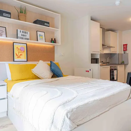 Appartement For Students Only - Iq By Bus Station And 15 Min To Uni Bristol