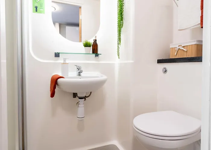 For Students Only - Iq Bristol