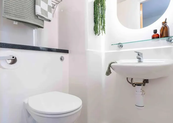 For Students Only - Iq * ブリストル